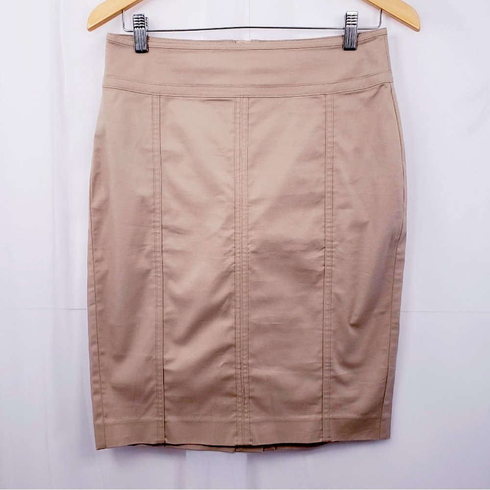 ANN TAYLOR Astor Pencil Skirt in Beige - Size 2P